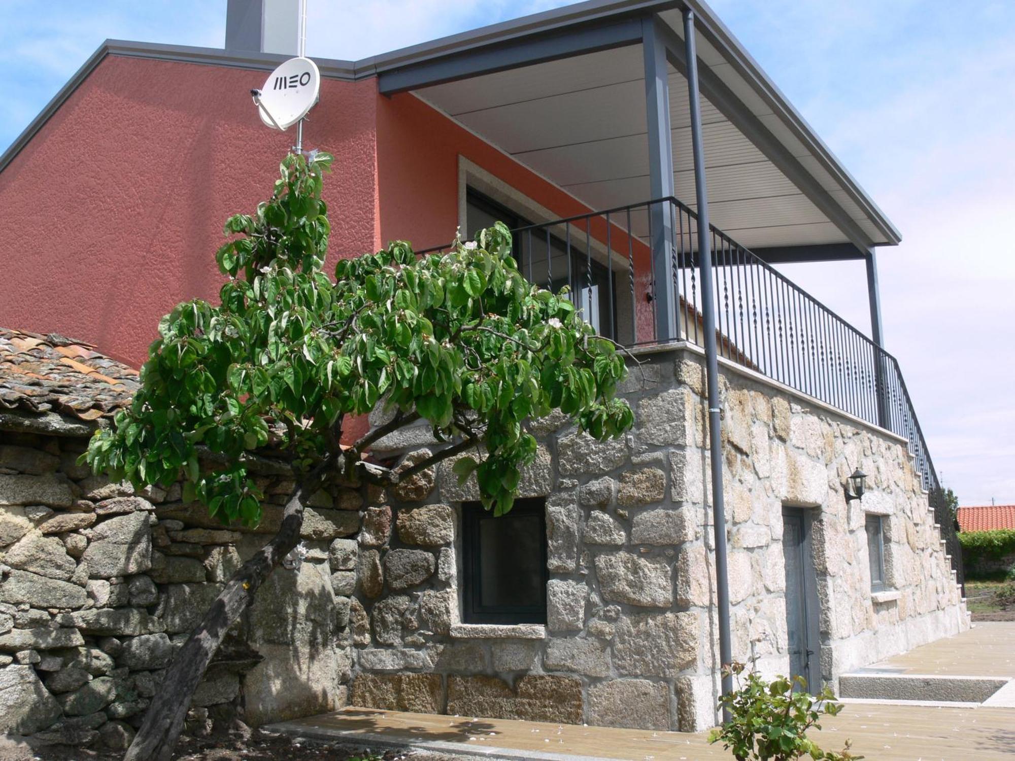 Casas De Sequeiros *